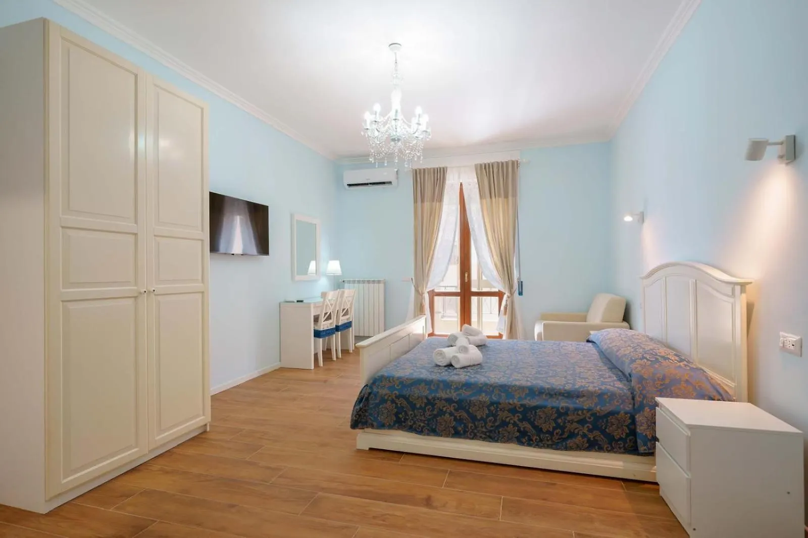 Al Teatro Lirico Hotel Cagliari Italy