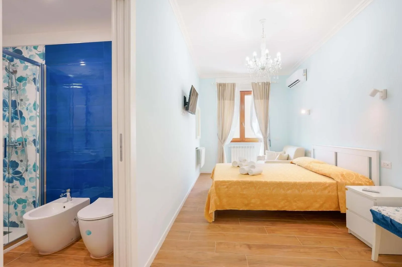 Al Teatro Lirico Hotel Cagliari Guest house