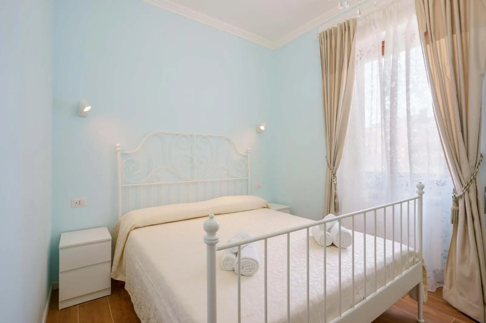Al Teatro Lirico Hotel Cagliari Guest house