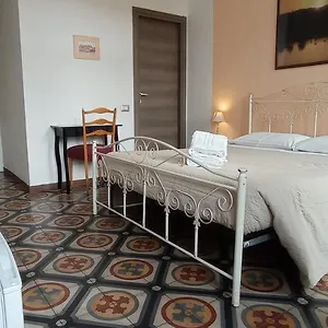 Maison d'hôtes Onlyrooms Iii - Piazza Jenne, Cagliari